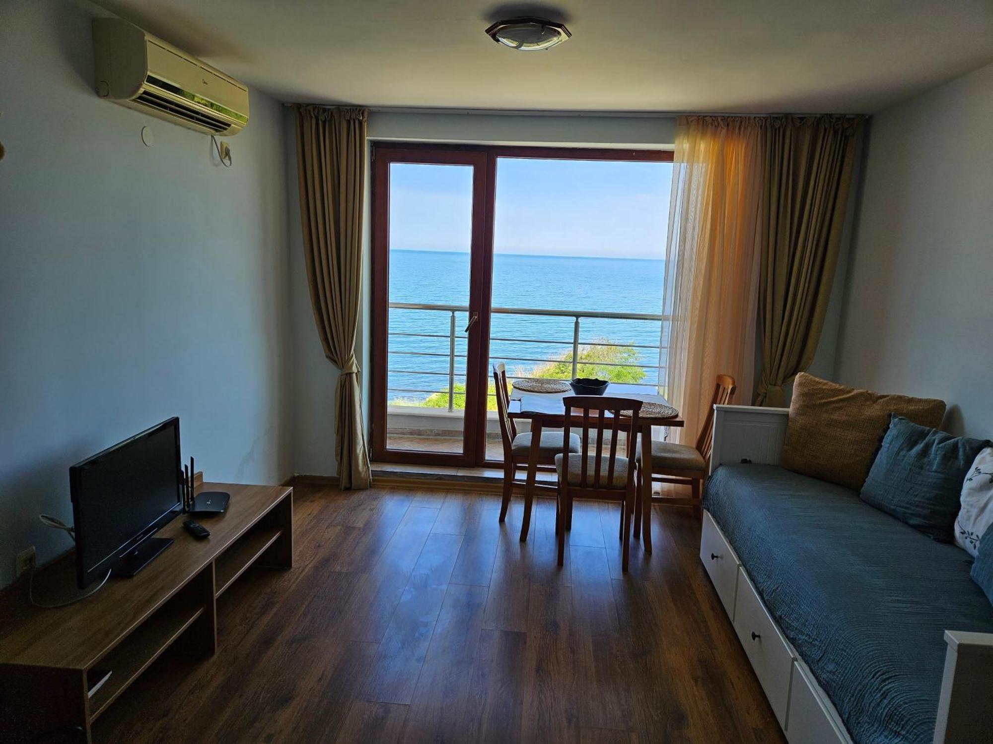 Inesa Tsarevo Exterior foto